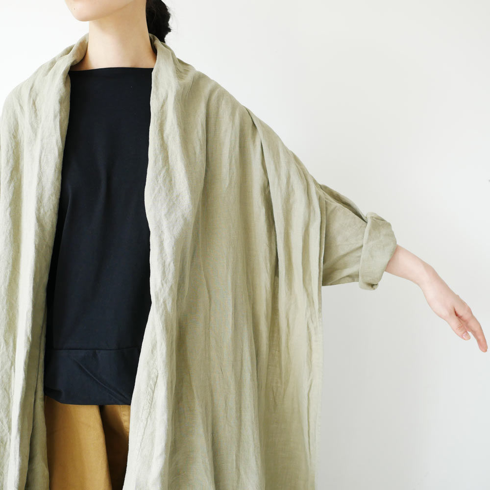 UNIVERSAL TISSU ユニヴァーサルティシュ｜ オリガミガウン