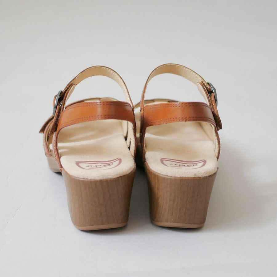 DANSKO｜ダンスコ｜SEASON｜シーズン｜9849982200｜ Camel | GOU...