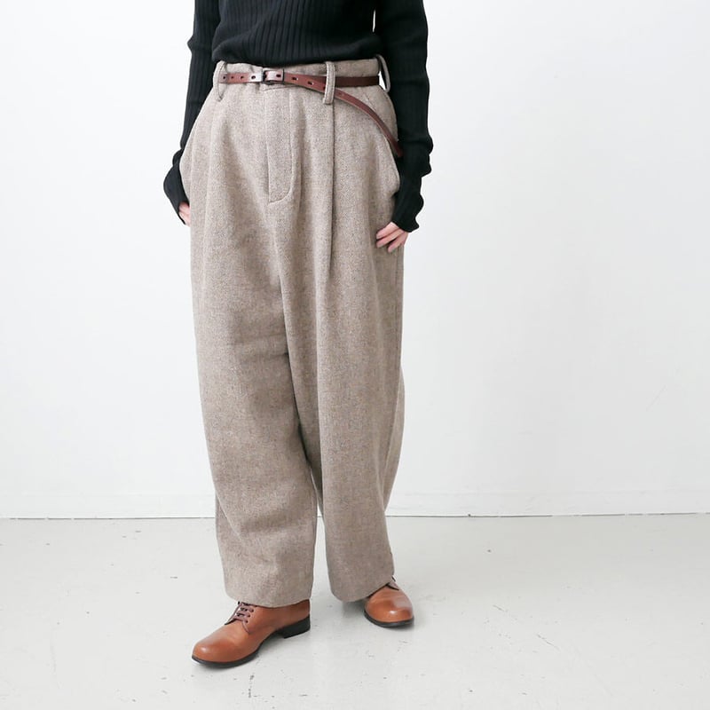 UNIVERSAL TISSU｜ティシュ｜オリジナルウールへリンボンパンツ