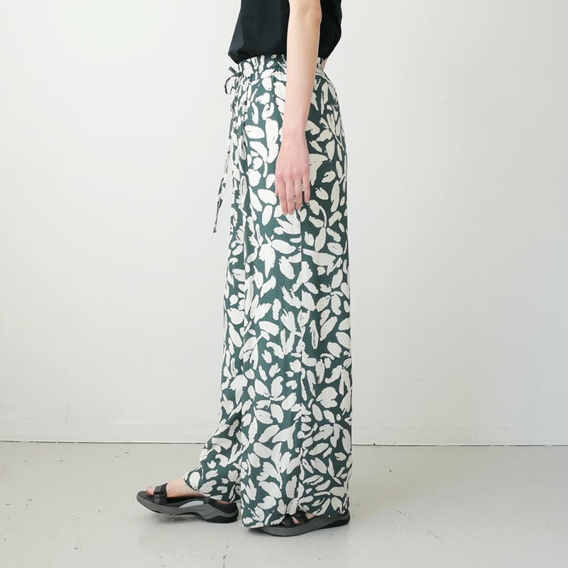 SACRA 24SS モダンアイヴィー パンツ ボタニカル フラワー