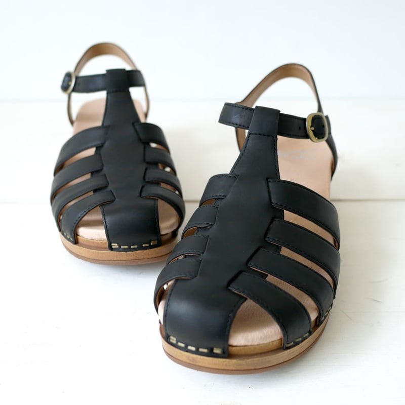 DANSKO｜ダンスコ｜Brie Oiled Pull Up｜ブリー｜071600｜ BLA