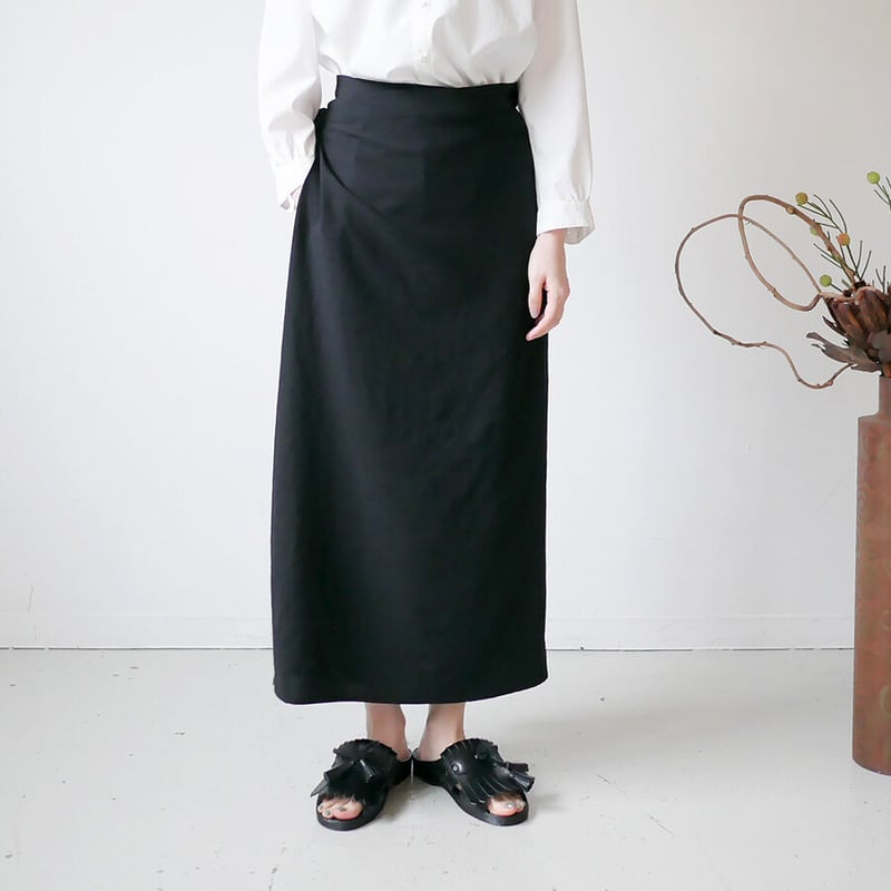 ノーコントロールエアー 追撚ポリエステル・ツイルラップスカート NO CONTROL AIR（ノーコントロールエアー） | 追撚ポリエステル