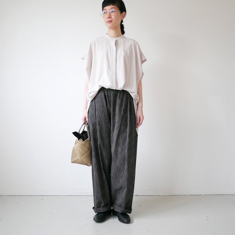 SACRA サクラ トリアセマイクロクレープトップ ブラウス SACRA｜サクラ ｜TRIACE MICRO CREPE TOP|124121071|ASH