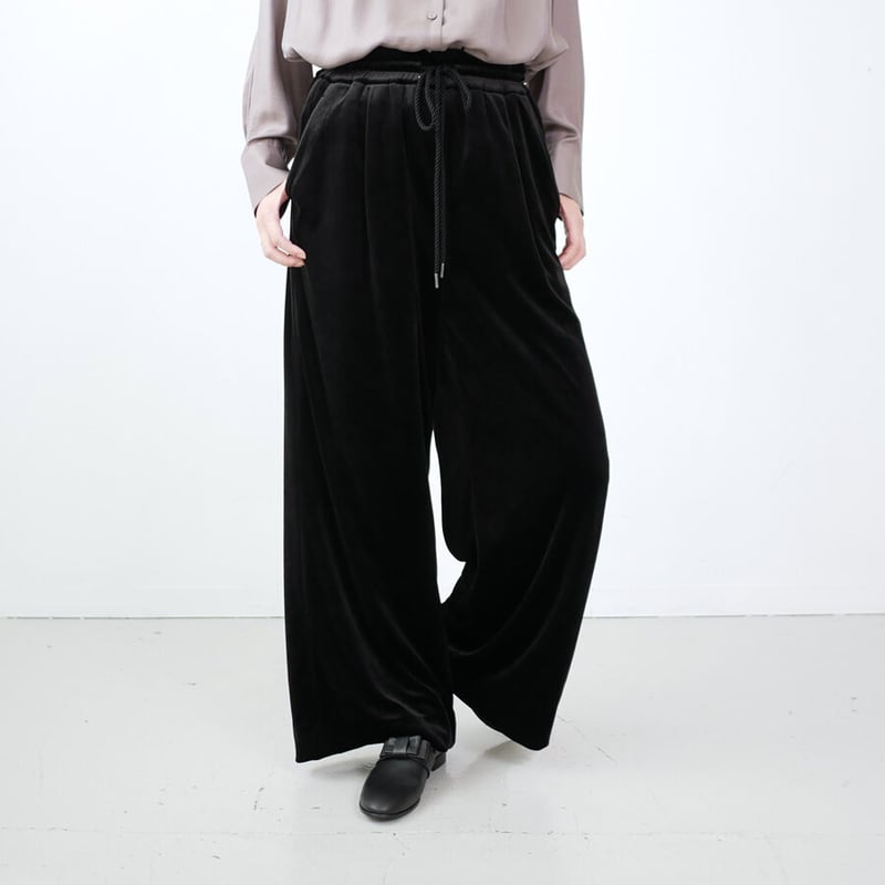 SACRA｜サクラ ｜ベロアワイドパンツ｜BLACK ｜ | GOUACHE FUKUOKA