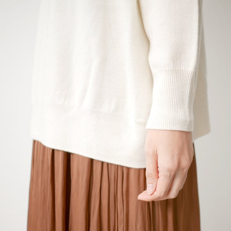 サクラ SUPER FINE MERINO JSY TOP ニット SACRA｜サクラ ｜SUPER FINE MERINO TOP｜ニット｜121636081｜