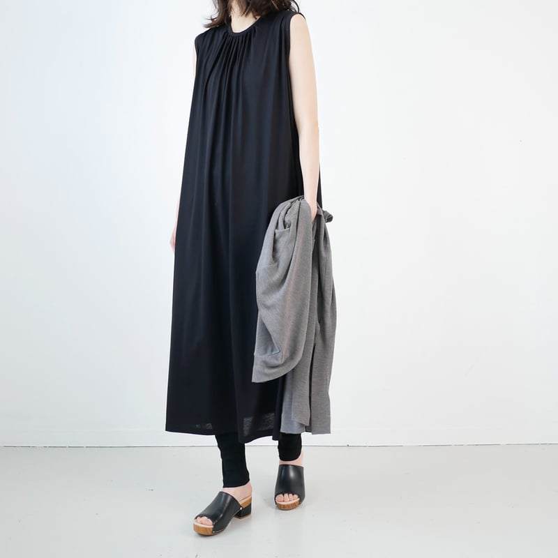 期間限定お値下げ中　美品　SACRA ヴィスコースリネン ワンピース SACRA】ヴィスコースリネン ワンピース / 23区 | ファッション