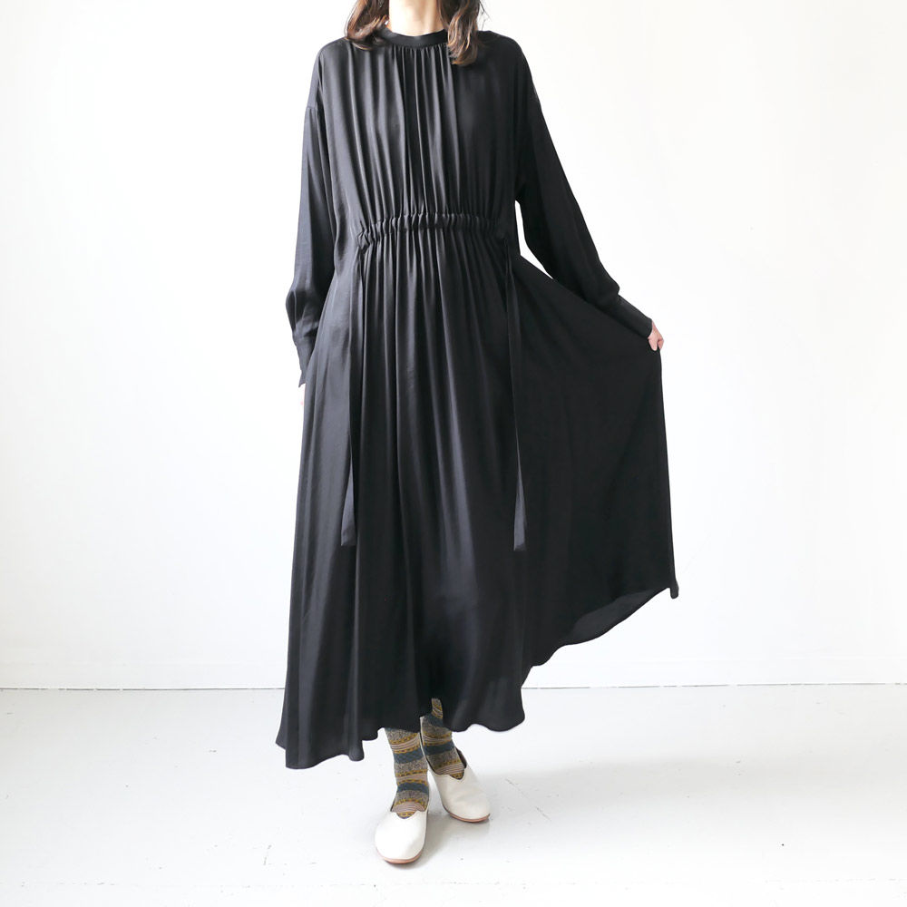 SACRA ｜ サクラ｜リボンギャザーワンピース｜120509042 | GOUACHE FU 