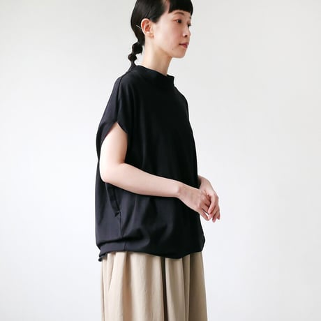 SI-HIRAI｜スーヒライ｜CHSS25-4107 ｜プレミアムオーガニックコットン フレンチスリーブラウンド カットソー | BLACK