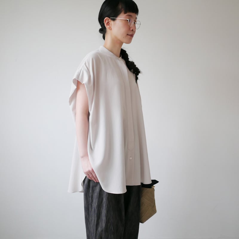 SACRA｜サクラ ｜TRIACE MICRO CREPE TOP|124121071|ASH