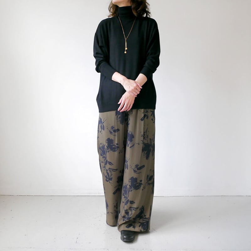 SACRA｜サクラ ｜SHADE FLOWER PANTS｜123514113 ｜KHAKI