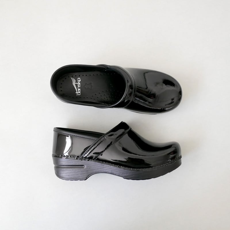 美品dansko ダンスコプロフェッショナル⭐︎パテント35サイズ⭐︎ブラック ダンスコ・プロフェッショナル | ブラック - ダンスコ通販専門店【Foot