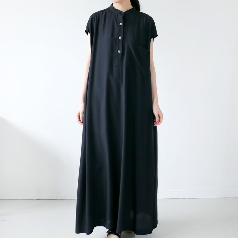 SACRA｜サクラ ｜DRAPEY CUPRA ヘンリーネックワンピース｜120214042｜