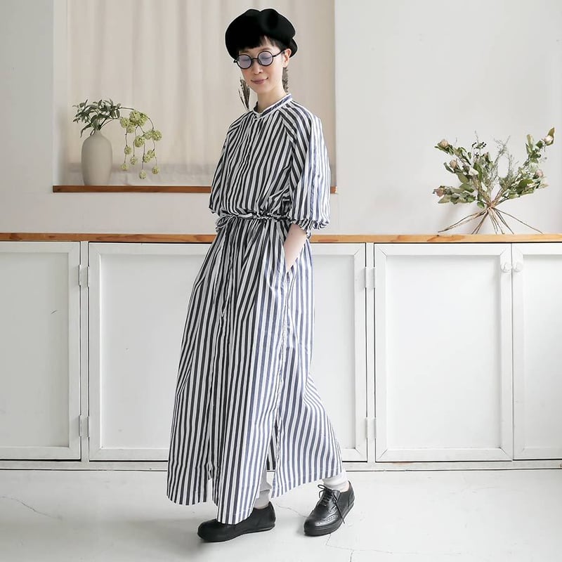 UNIVERSAL TISSU｜ユニヴァーサルティシュ｜シャーリングスリーブ