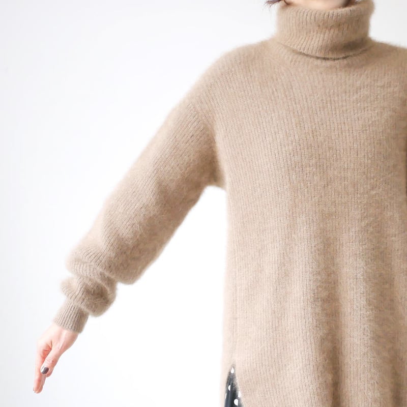 C.T.plage｜シーティープラージュ｜タートルネックラクーンニット