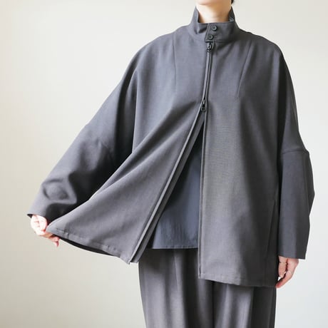 NO CONTROL AIR｜ノーコントロールエアー｜オクタグラムポリエステル・艶消平織ZIP スタンドカラー ブルゾン｜DR_NC0801BN｜DARK GREY MIX/BLACK