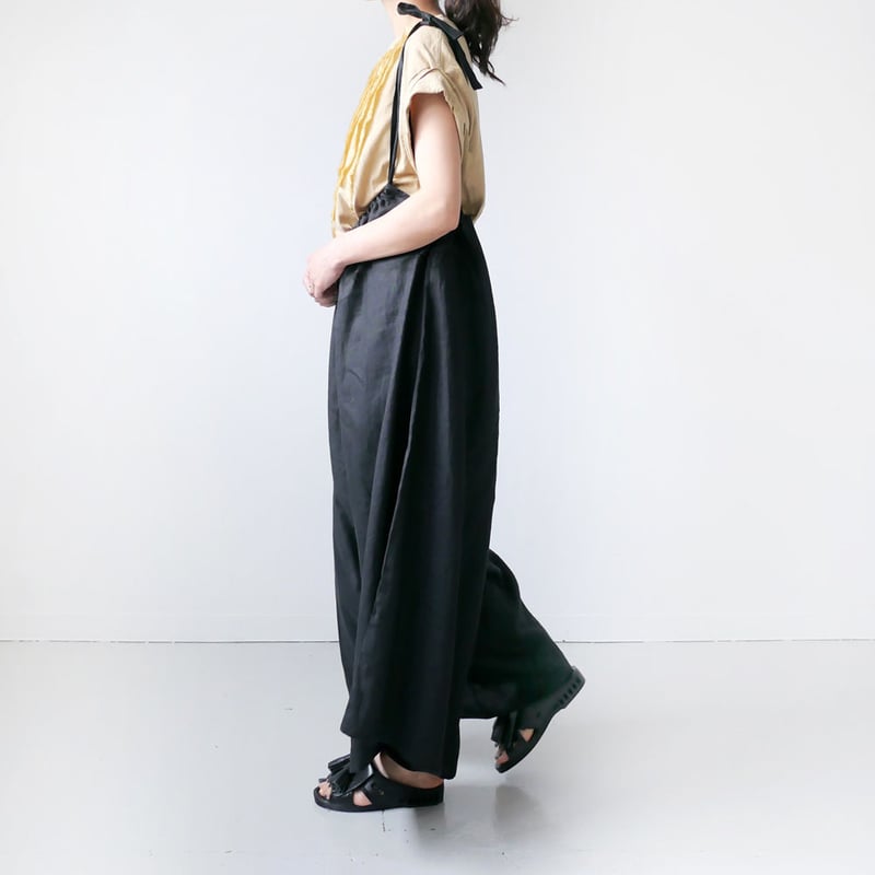 2023完売‼︎新品¥24.200【THE FACTORY】リネンリボンパンツ 2023完売‼︎新品¥24.200【THE FACTORY】リネンリボンパンツ THE