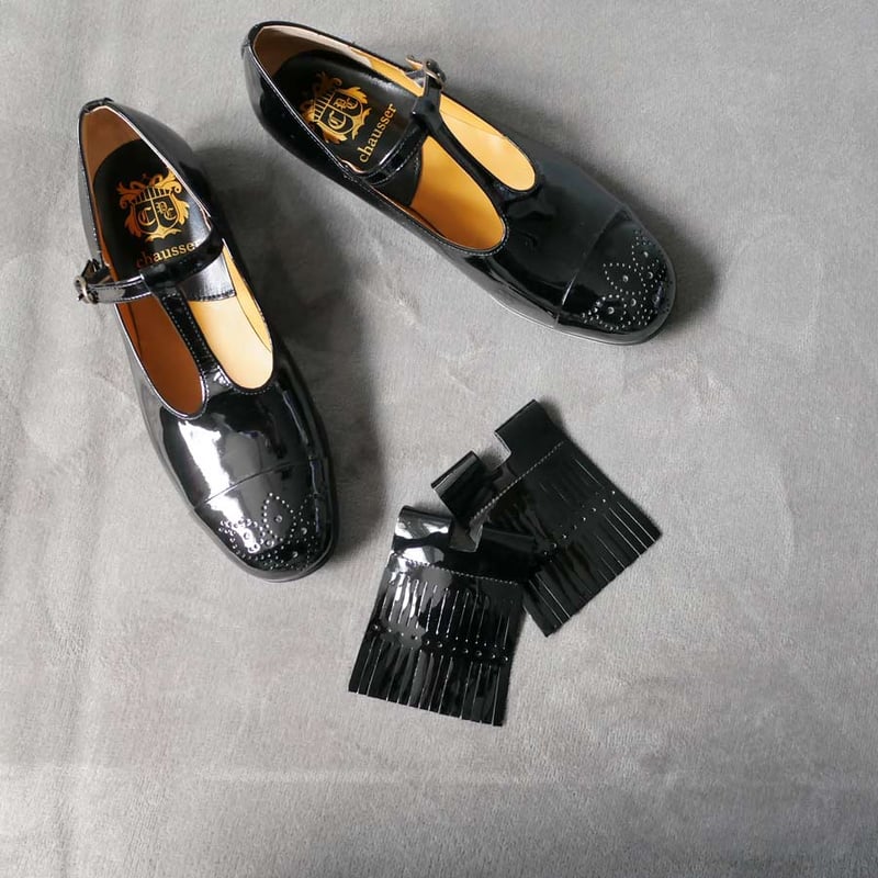 plus by chausser ショセ 手染めエナメルTストラップシューズ 164968553.jpg?cmsp_timestamp=