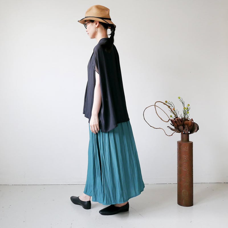 希少　ノーコントロールエアー　強撚割繊ポリエステル　フレンチスリーブプルオーバー 美品 ノーコントロールエアー 強撚割繊ポリエステル フレンチ