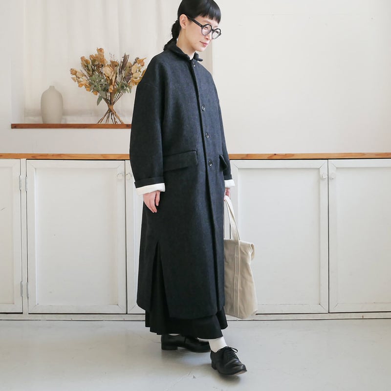 ☆ほぼ新品☆ユニヴァーサルティシュ チェスターコート