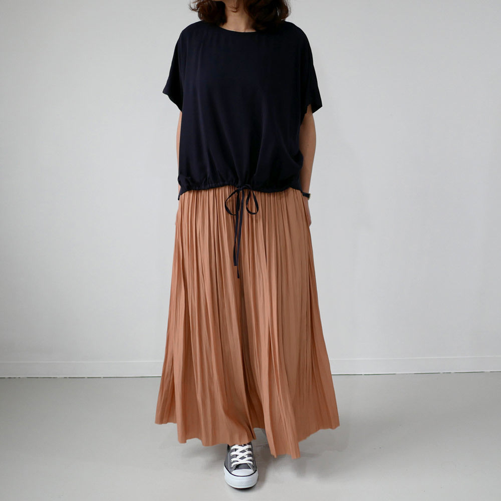 sacra プリーツスカート アイボリー fit=scale-down,w=1200
