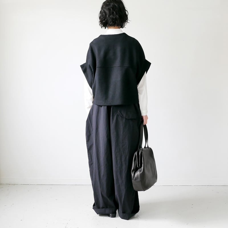 SI-HIRAI｜スーヒライ｜ SHORT ROBE｜CHAW25-60115 ｜BLACK