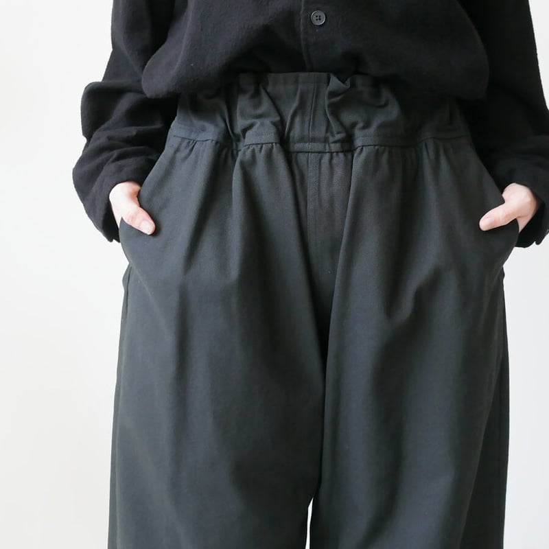 FIRMUM パンツ FIRMUM 強撚コットンサージ 裾ダブルパンツ annabelle