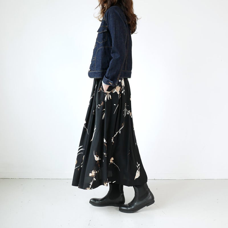 SACRA ｜ サクラ ｜AUTUMN FLOWER OPオータムフラワーワンピース