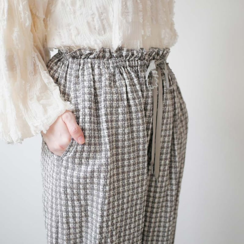 qiri｜キリ｜sashiko check gather pants ｜beige | GOU