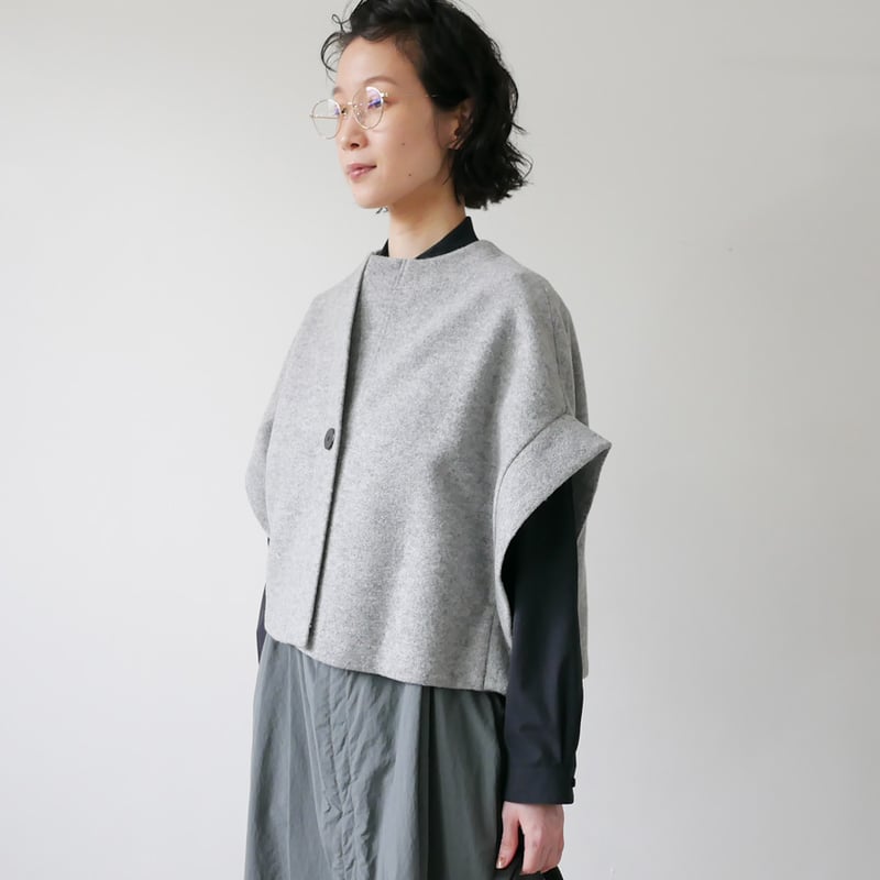 SI-HIRAI｜スーヒライ｜ SHORT ROBE｜CHAW25-60115 ｜MELANG