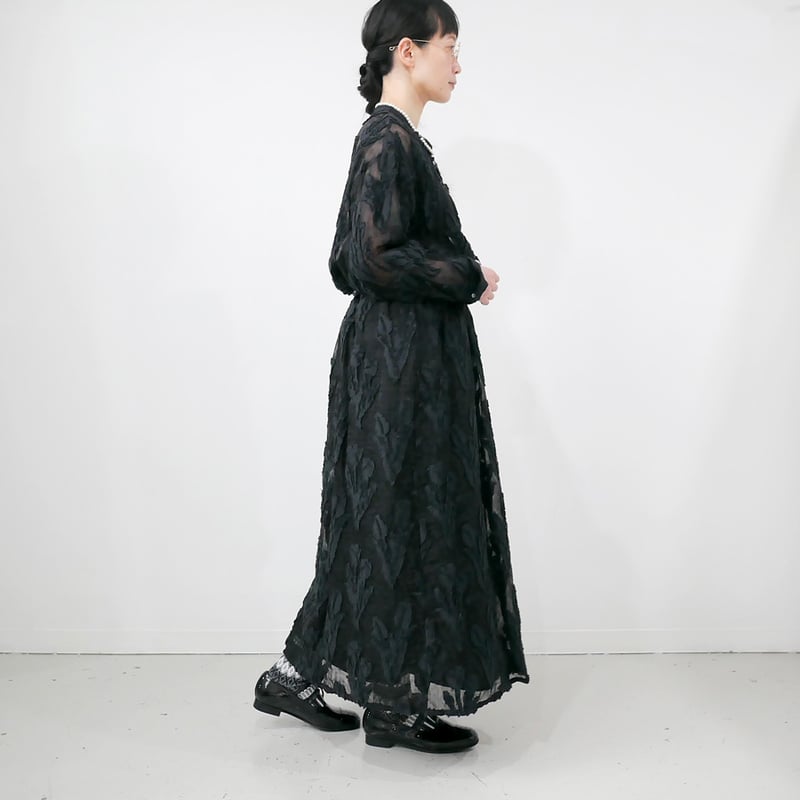 qiri ｜キリ｜tulip lace jacquard ブラウス｜Black | GOUAC