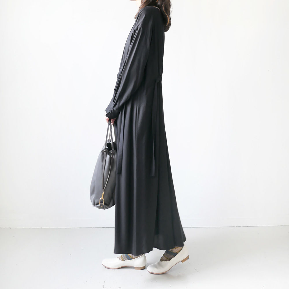 SACRA ｜ サクラ｜リボンギャザーワンピース｜120509042 | GOUACHE FU 