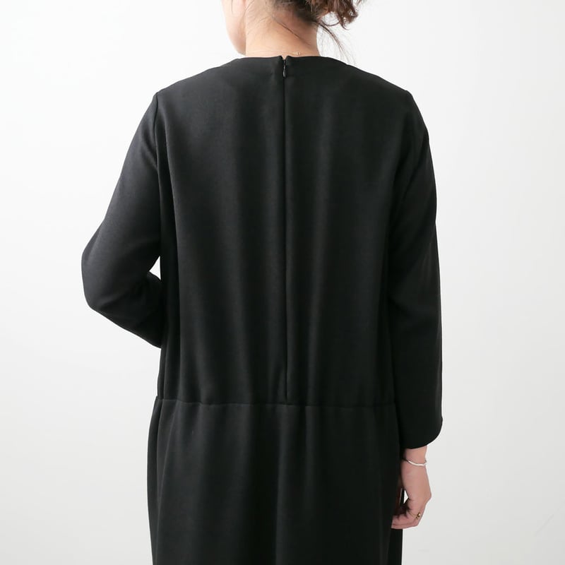 ほぼ新品　最終価格　ノーコントロールエアー　NO CONTROL AIR ほぼ新品 最終価格 ノーコントロールエアー NO CONTROL AIR NO