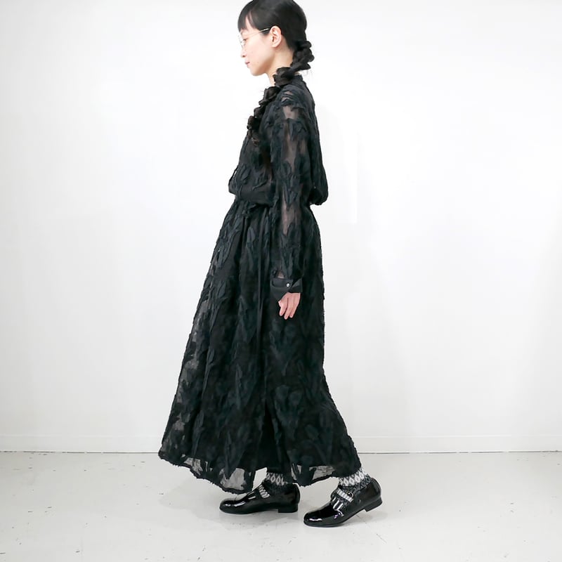 qiri ｜キリ｜tulip lace jacquard ブラウス｜Black | GOUAC