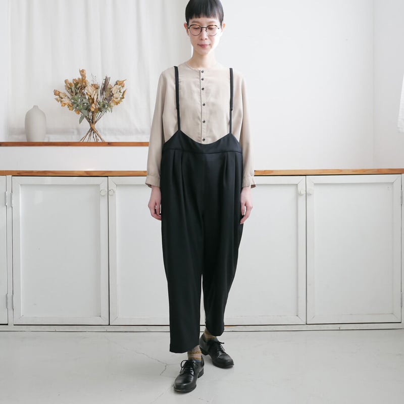 NO CONTROL AIR｜ノーコントロールエアー｜梳毛ウール＆ポリエステル