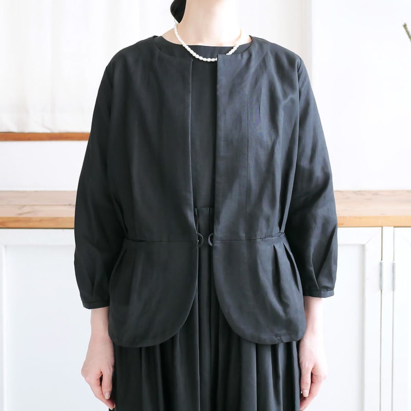 Si-Si-Si comfort リネンノーカラーリボンジャケット Si-Si-Si comfort リネンノーカラーリボンジャケット - メルカリ