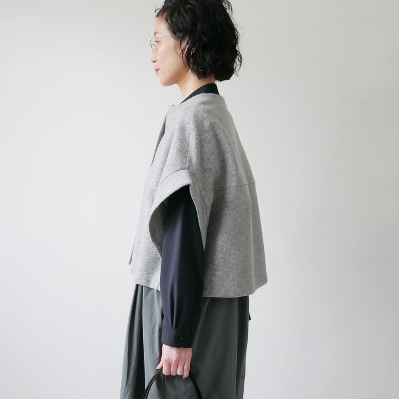 SI-HIRAI｜スーヒライ｜ SHORT ROBE｜CHAW25-60115 ｜MELANG