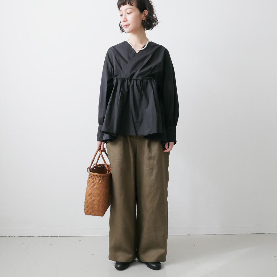 WQ352●UNIVERSAL TISSU ：ナチュラルタイプライター UNIVERSAL TISSUナチュラルタイプライター ギャザーワイド