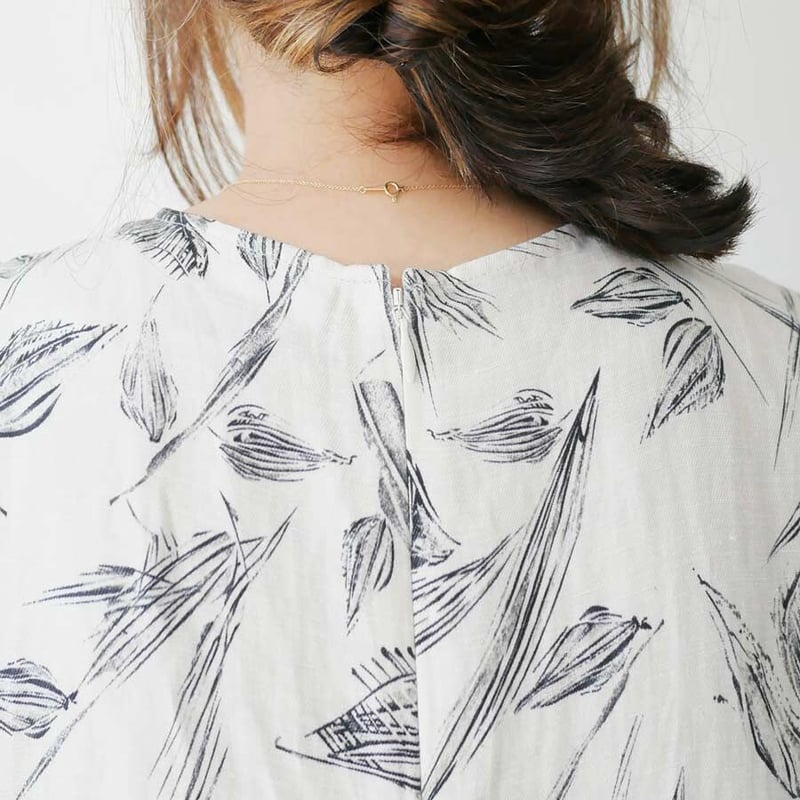 SACRA｜サクラ ｜ MONO FLOWERS TOP｜フラワー ブラウス
