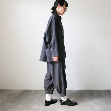 NO CONTROL AIR｜ノーコントロールエアー｜オクタグラムポリエステル・艶消平織ZIP スタンドカラー ブルゾン｜DR_NC0801BN｜DARK GREY MIX/BLACK