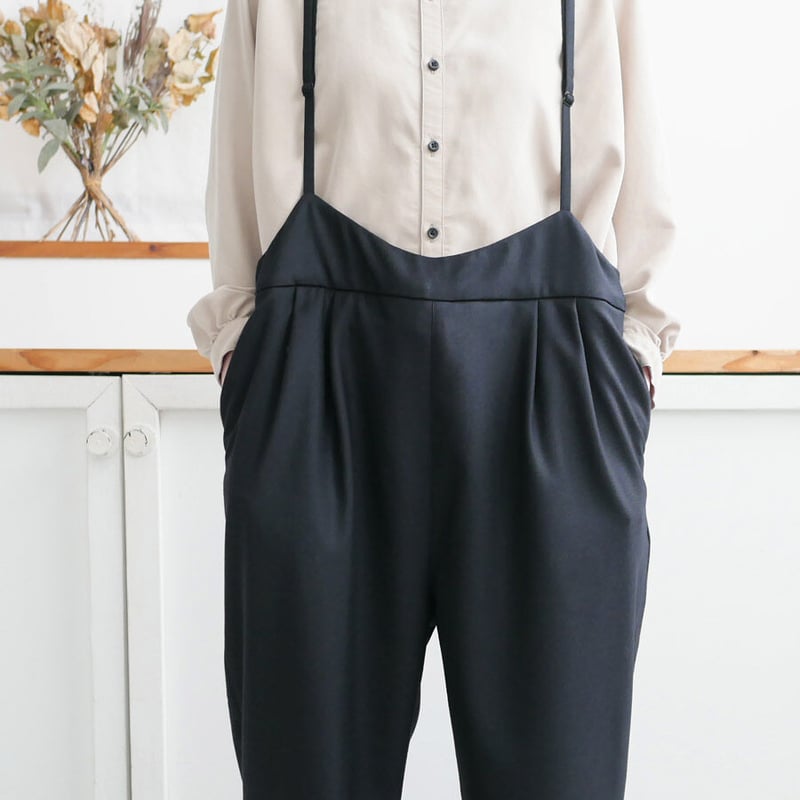 NO CONTROL AIR｜ノーコントロールエアー｜梳毛ウール＆ポリエステル