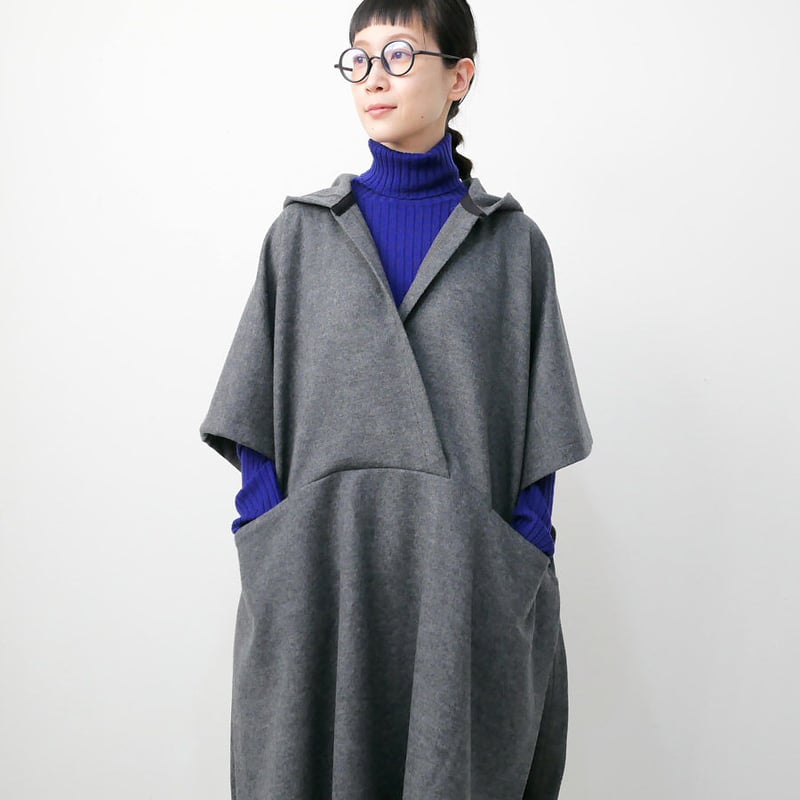 SI-HIRAI｜スーヒライ｜WARM PONCHO｜ウールスムース ジャージー