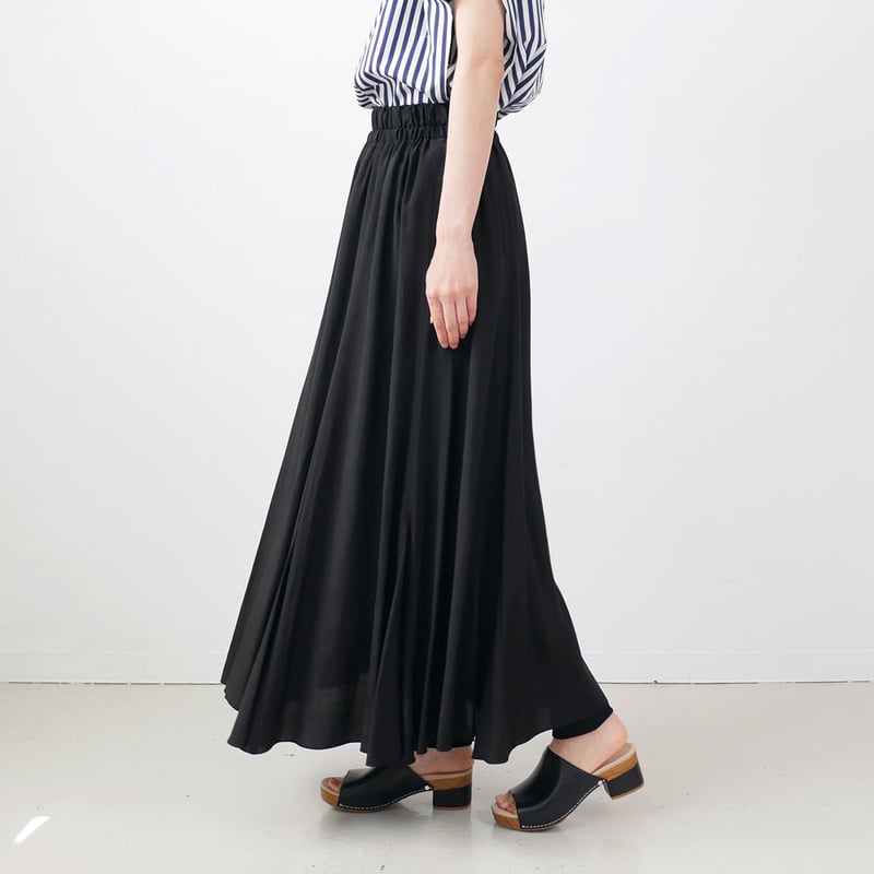 SACRA サクラ【新品未使用】 フレアスカート SACRA｜サクラ ｜レーヨンシルク マキシフレアスカート