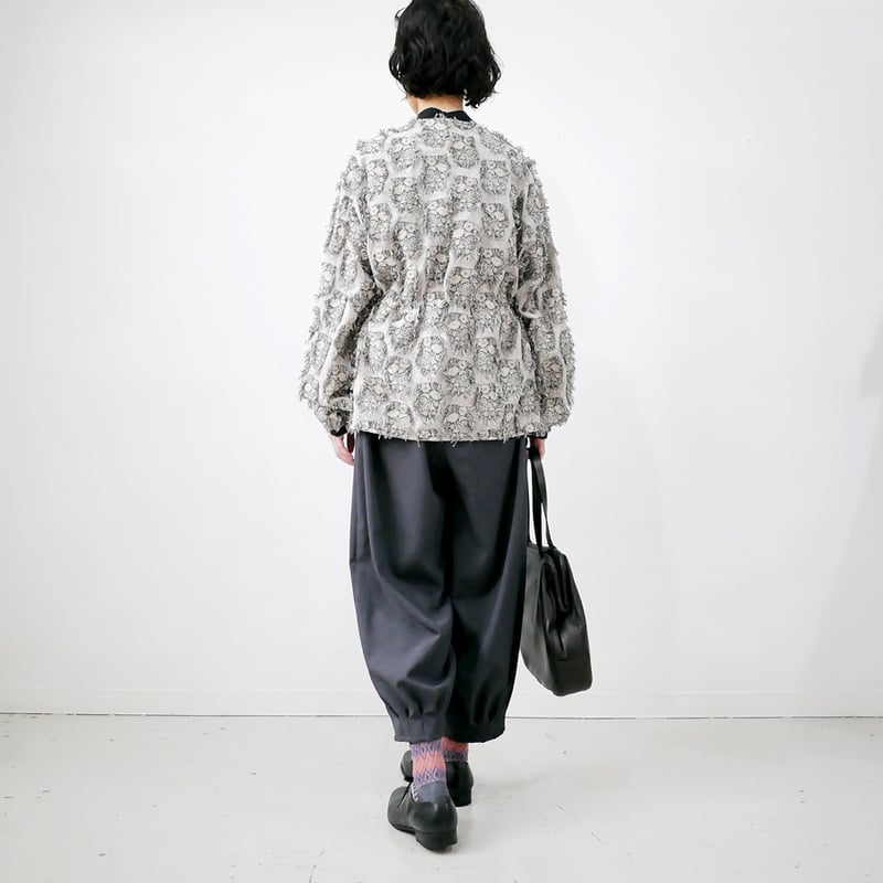 qiri ｜キリ｜花野風jacquard ブラウス｜クロ | GOUACHE FUKUOKA