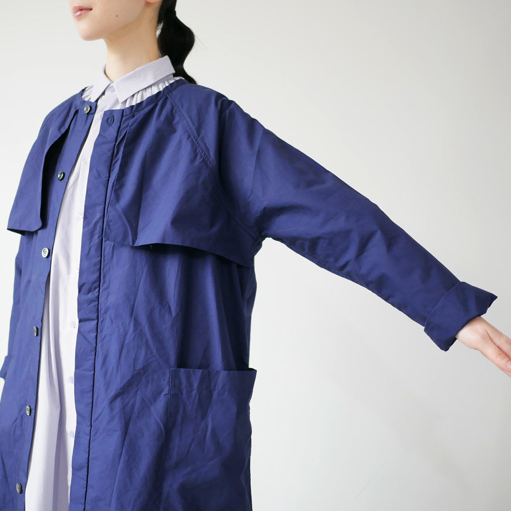 ユニヴァーサルティシュ タイプライターシャツトレンチ コート ベージュ 1 fit=scale-down,w=1200