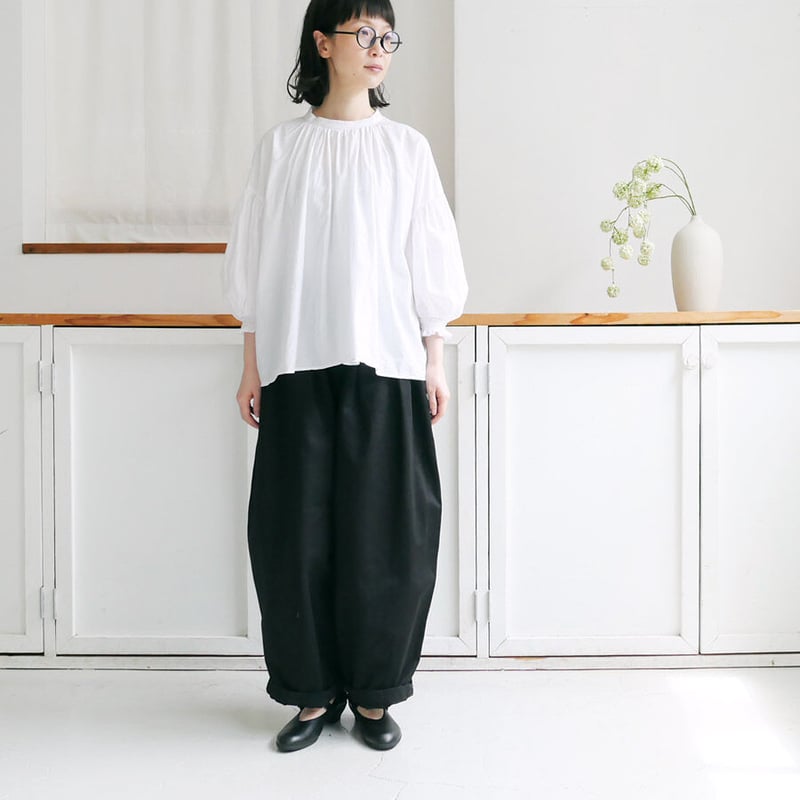 【☆mmyjkm☆さま専用】美品　UNIVERSAL TISSUギャザーブラウス UNIVERSAL TISSU｜ユニヴァーサルティシュ｜モックネックギャザー