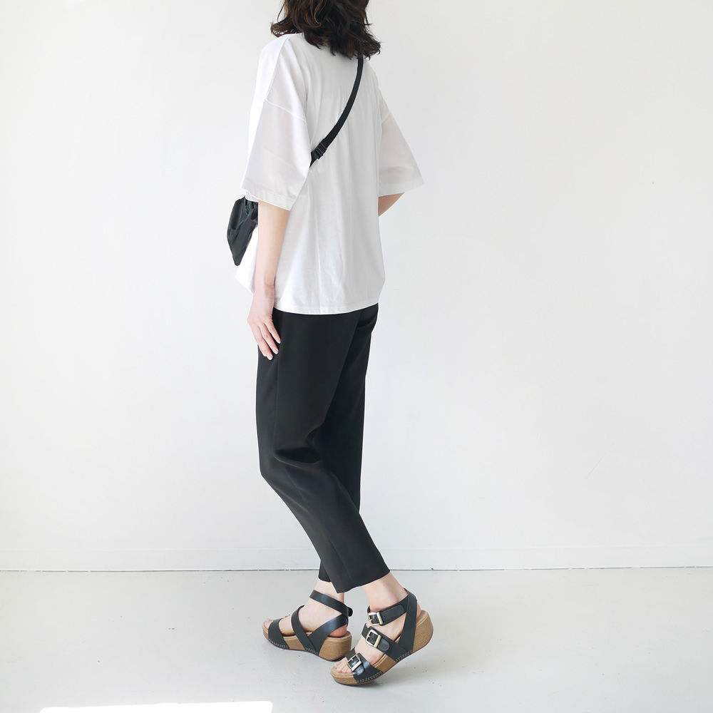 SACRA 半袖コットンカットソーTシャツ 新品未使用タグ付き SACRA｜サクラ｜COMPACT FINE COTTON TOPS｜ファインコットン T