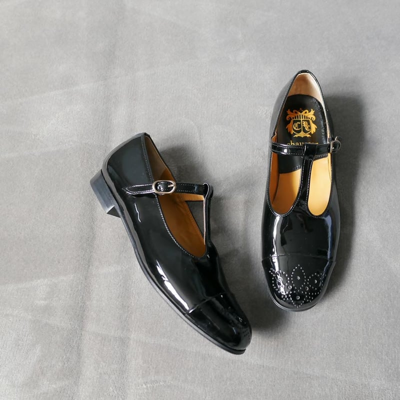 plus by chausser ショセ 手染めエナメルTストラップシューズ 164968553.jpg?cmsp_timestamp=