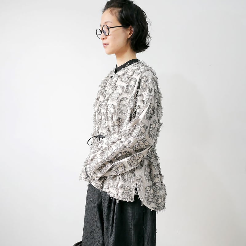 qiri ｜キリ｜花野風jacquard ブラウス｜クロ | GOUACHE FUKUOKA