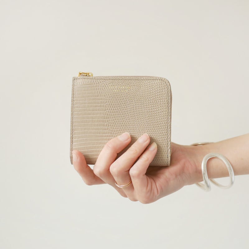 VIOLAd'ORO｜ヴィオラドーロ｜リザード型押しレザー 二つ折りL