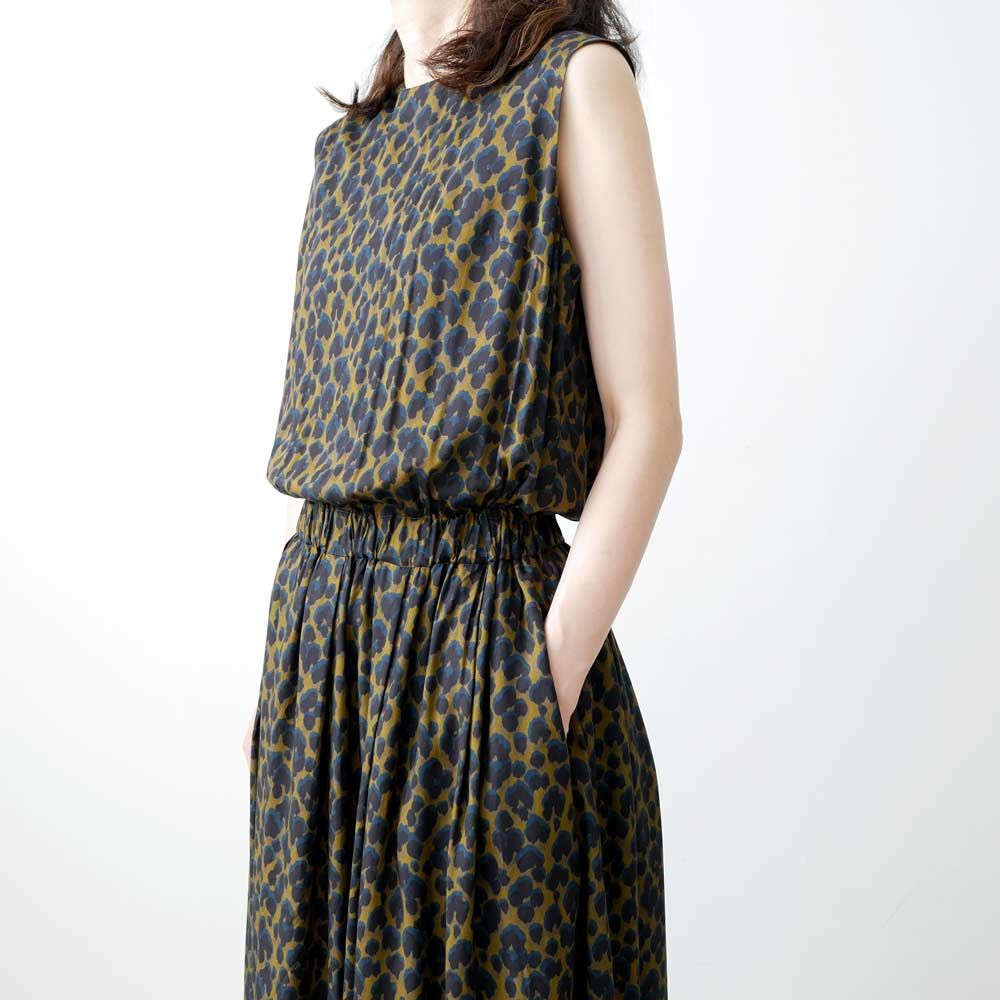 SACRA サクラ｜LEOPARD｜レオパードノースリーブ ワンピース 